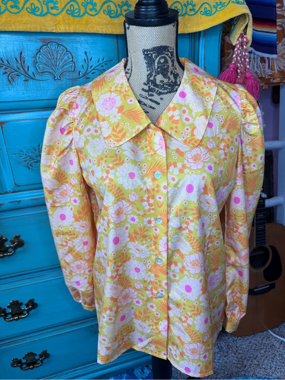 Yellow Floral Button-Front Women’s Shirt with Puff Sleeves